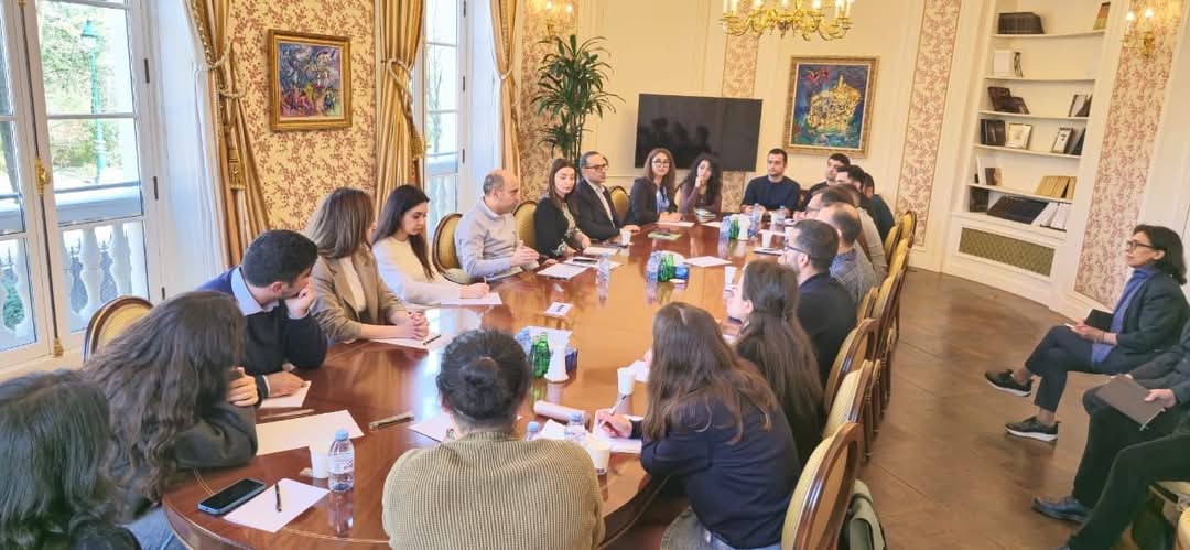 Nazir Fransa və digər Qərbi Avropa ölkələrində azərbaycanlı tələbələrlə görüşüb
