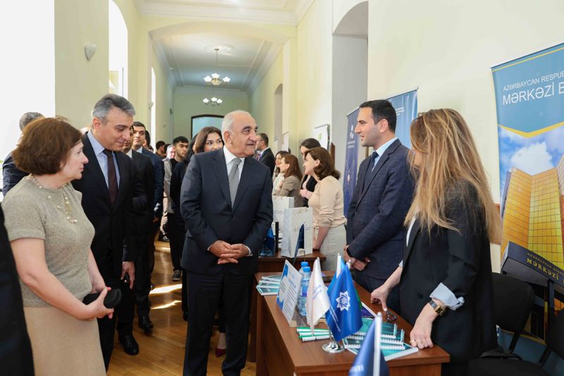 UNEC-də XVI Karyera Yarmarkası keçirilib