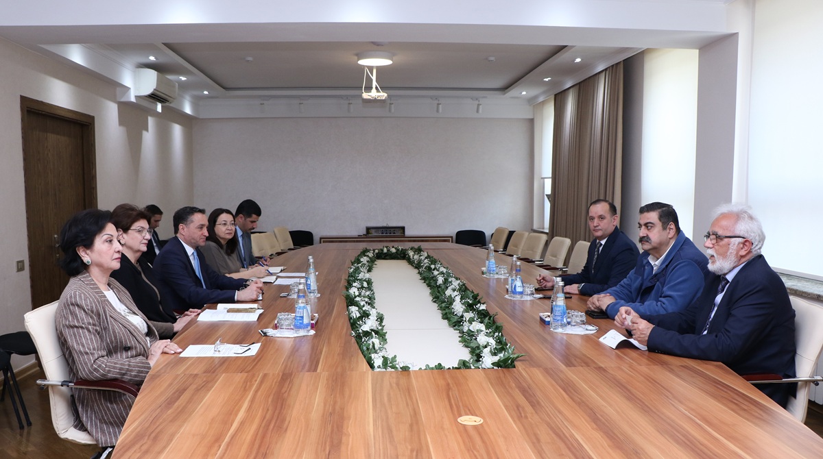 AzMİU ilə Beynəlxalq Final Universiteti arasında əməkdaşlıq perspektivləri müzakirə olunub