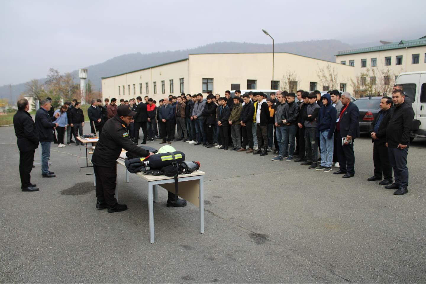 Qəbələ Dövlət Peşə Təhsil Mərkəzində təhlükəsizlik mövzusunda "açıq dərs" keçirilib