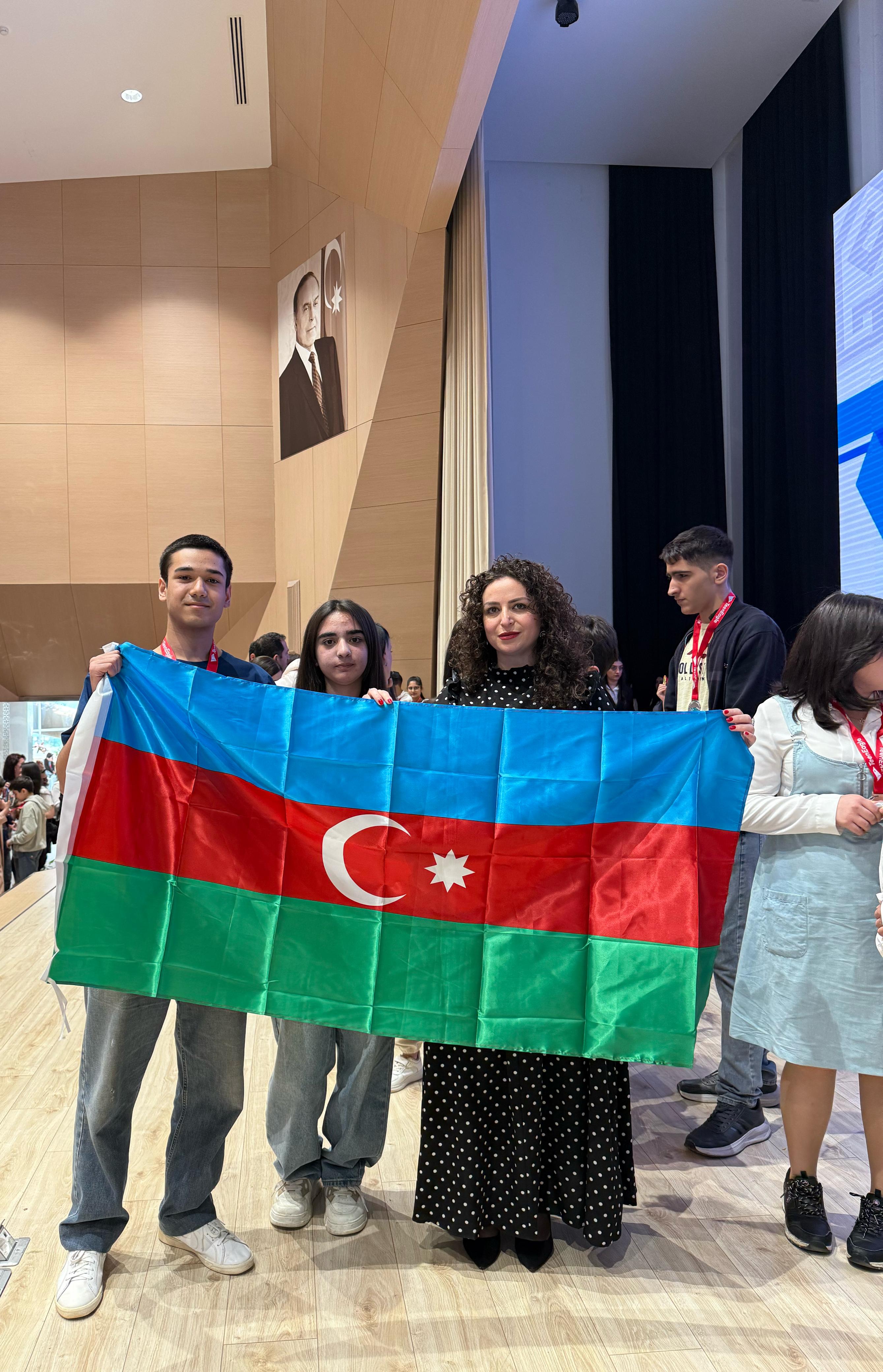 Ağdam məktəbliləri beynəlxalq ingilis dili olimpidasının finalına çıxıblar