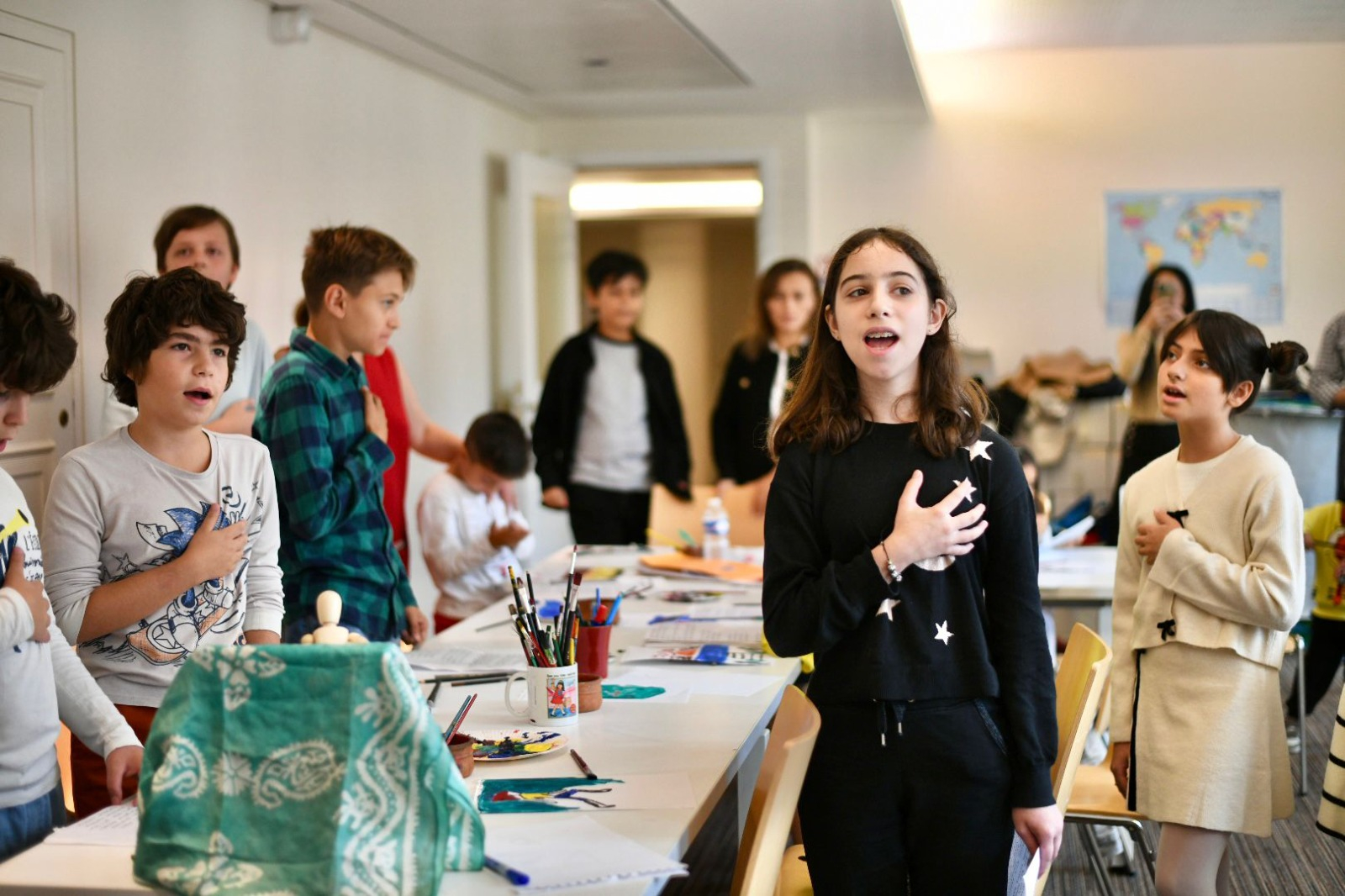 Xaricdəki “Azərbaycan məktəbləri” – Dilimizi gələcəyə ötürən körpü