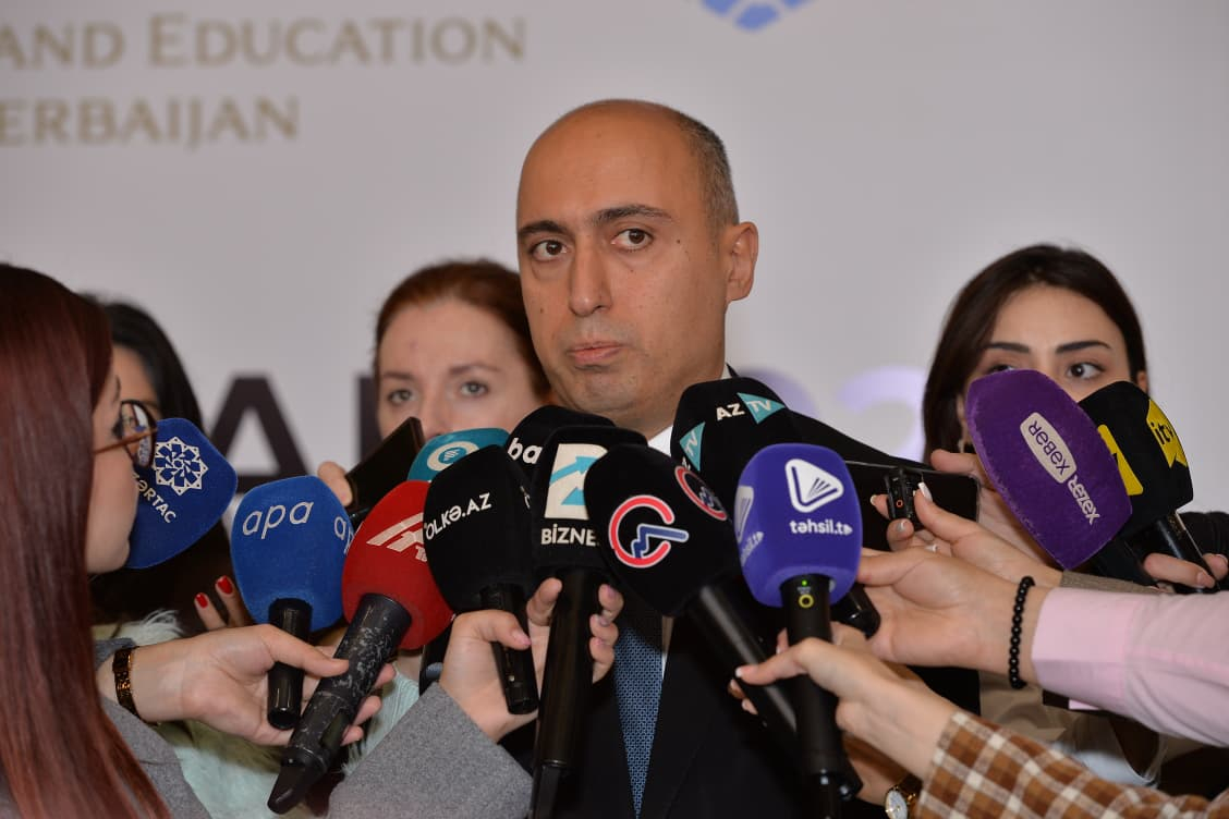 Bəzi kənd məktəblərində müəllim çatışmazlığı var – Nazir