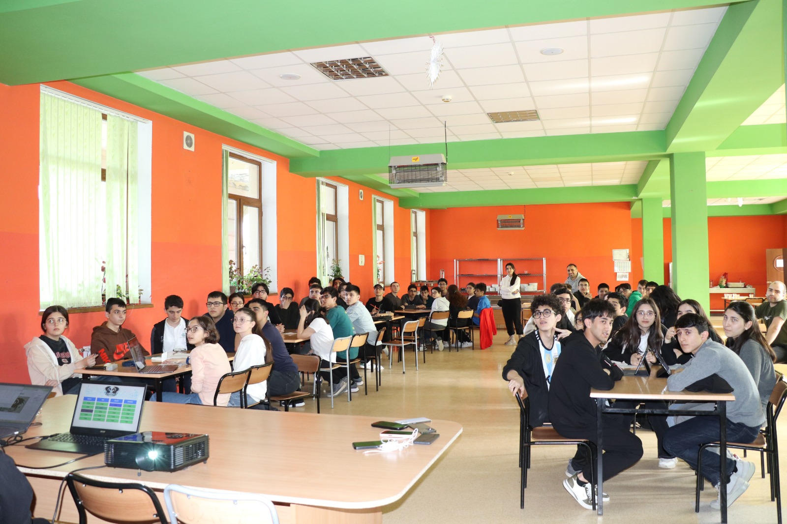 Beynəlxalq Olimpiada Mərkəzinin şagirdləri düşərgədə iştirak ediblər