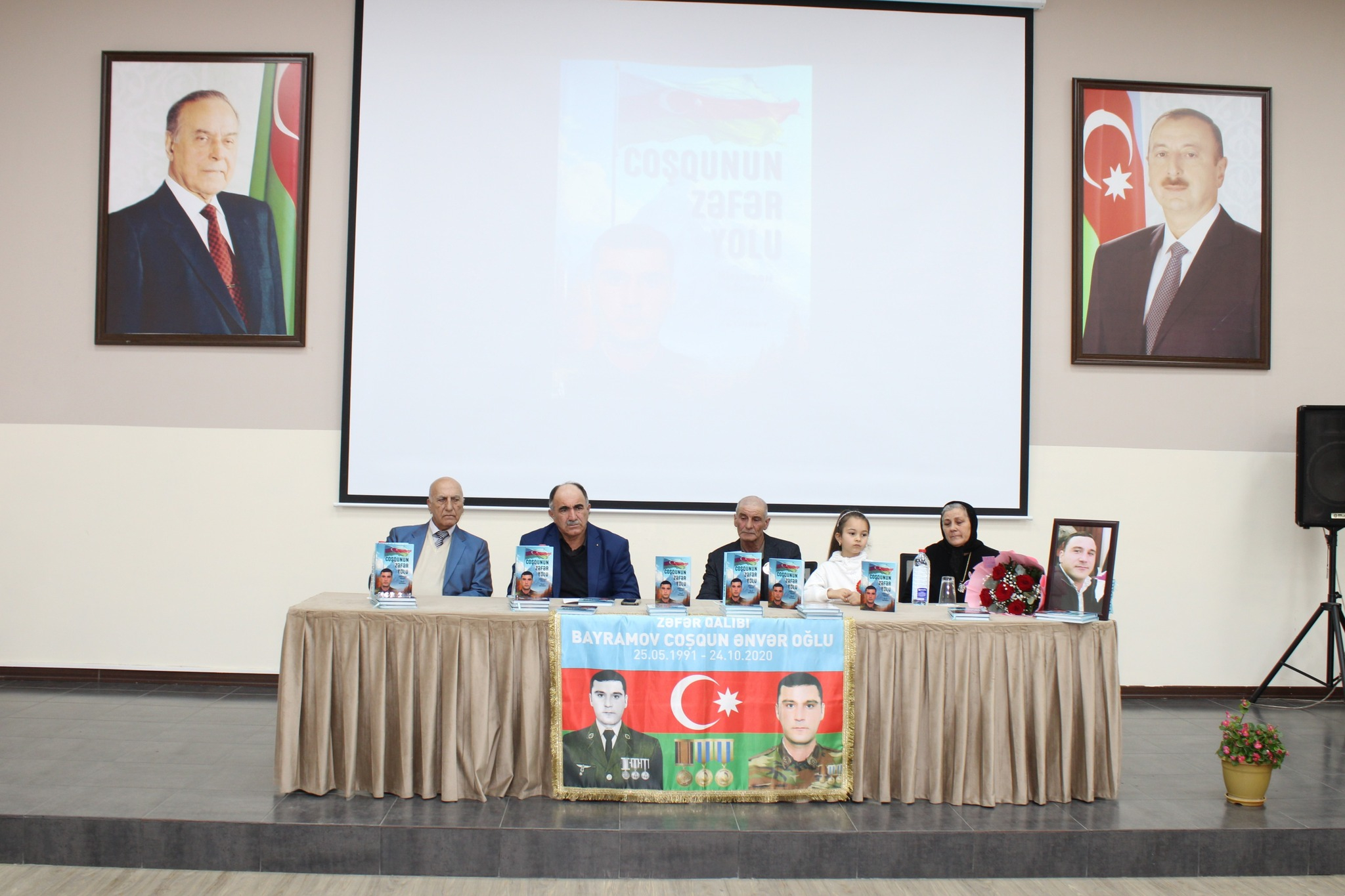 Qəbələdə “Coşqunun zəfər yolu” kitabının təqdimatı keçirilib