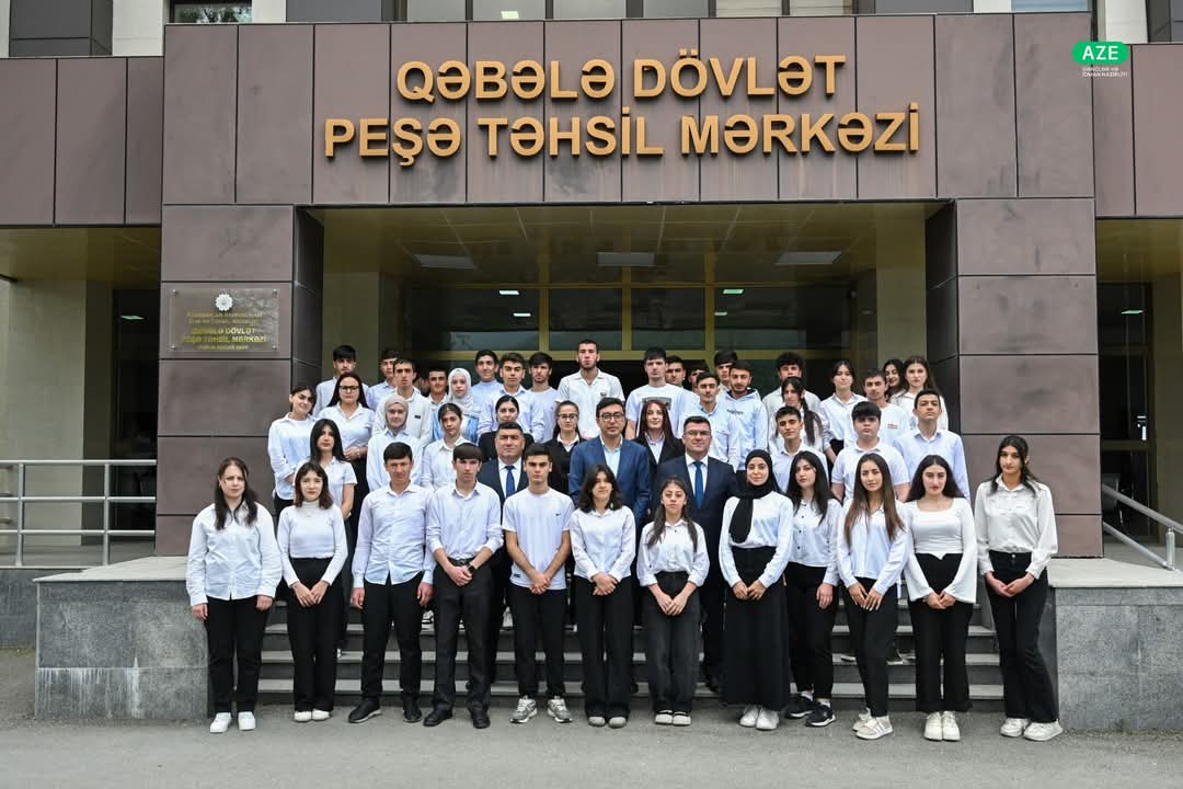 Fərid Qayıbov Qəbələ Dövlət Peşə Təhsil Mərkəzinin tələbələri ilə görüşüb