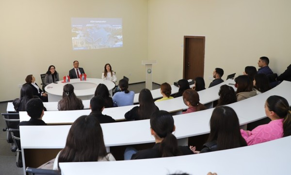 ADA təmsilçiləri LDU-da praktik seminar keçiriblər