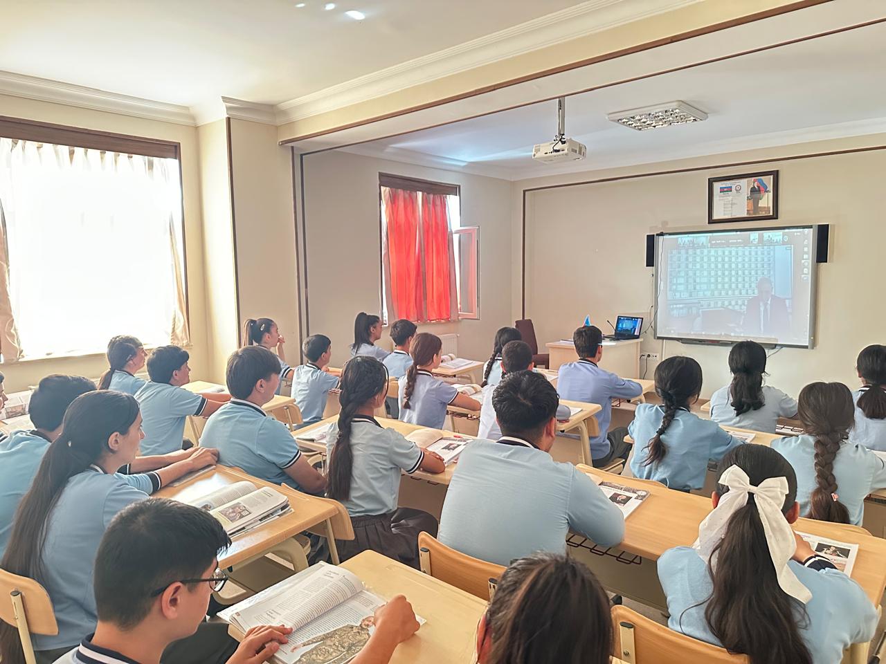 Naxçıvanda Anım Günü ilə bağlı onlayn dərs keçirilib