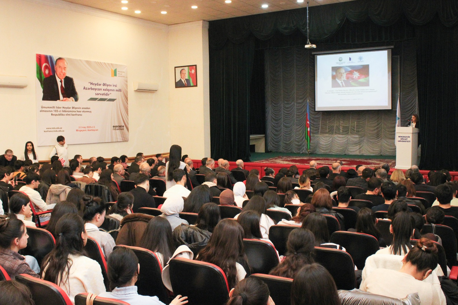 MDU-da Heydər Əliyevin anım gününə həsr olunmuş konfrans keçirilib