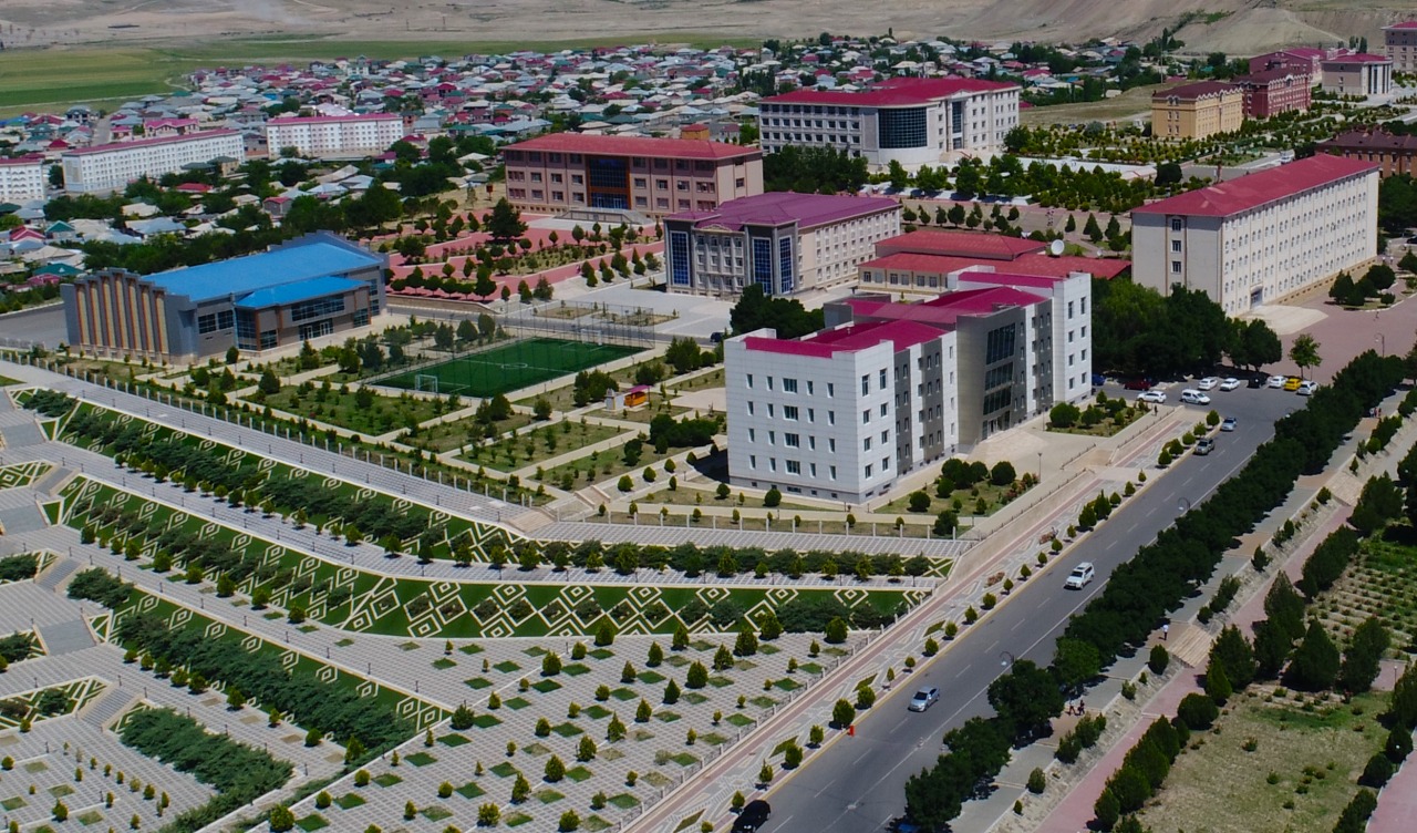 NDU-da tələbələr ayda 800 manatadək təqaüd ala bilirlər