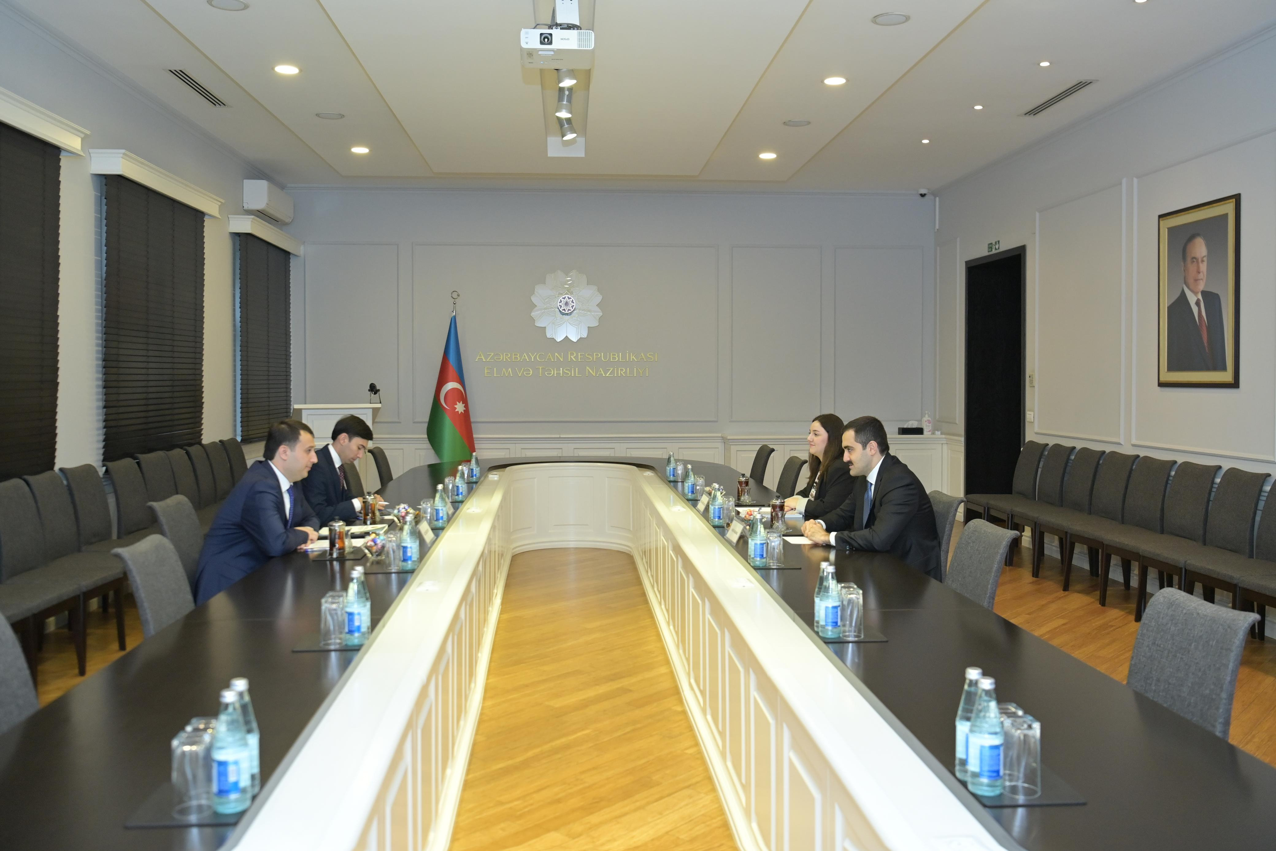 Həsən Həsənli Özbəkistanın ali təhsil, elm və innovasiyalar nazirinin müşaviri ilə görüşüb