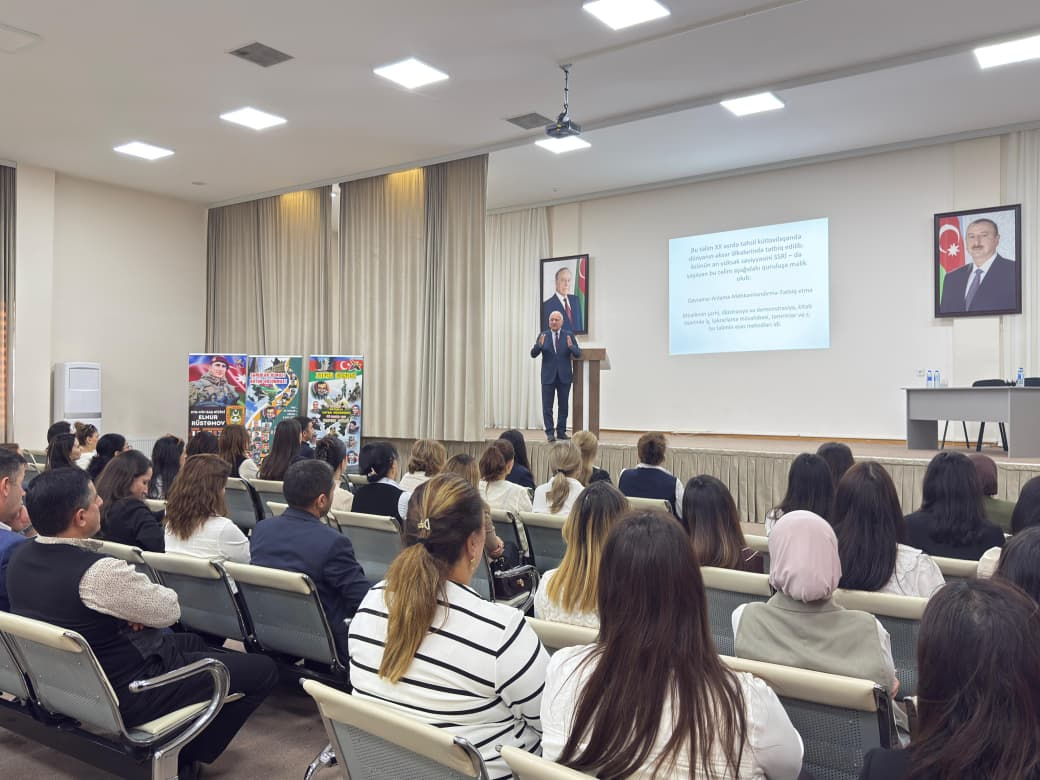 İctimai Şuranın üzvləri məktəbdə maarifləndirici seminar keçiriblər