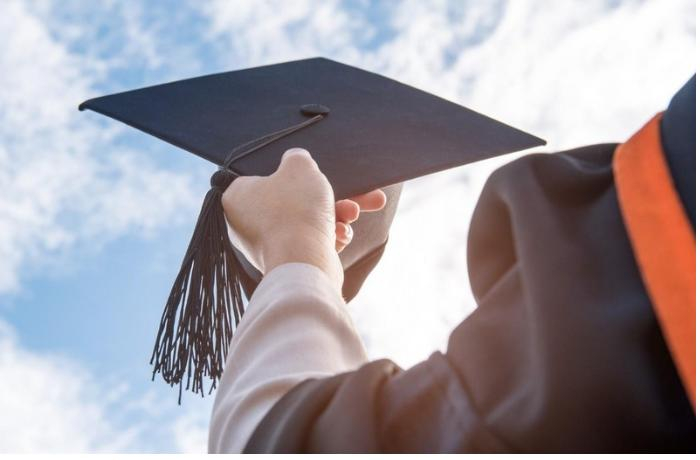 Xaricdə təhsil alanların diplomlarının tanınması üçün müraciətlərin qəbulu müvəqqəti dayandırılır