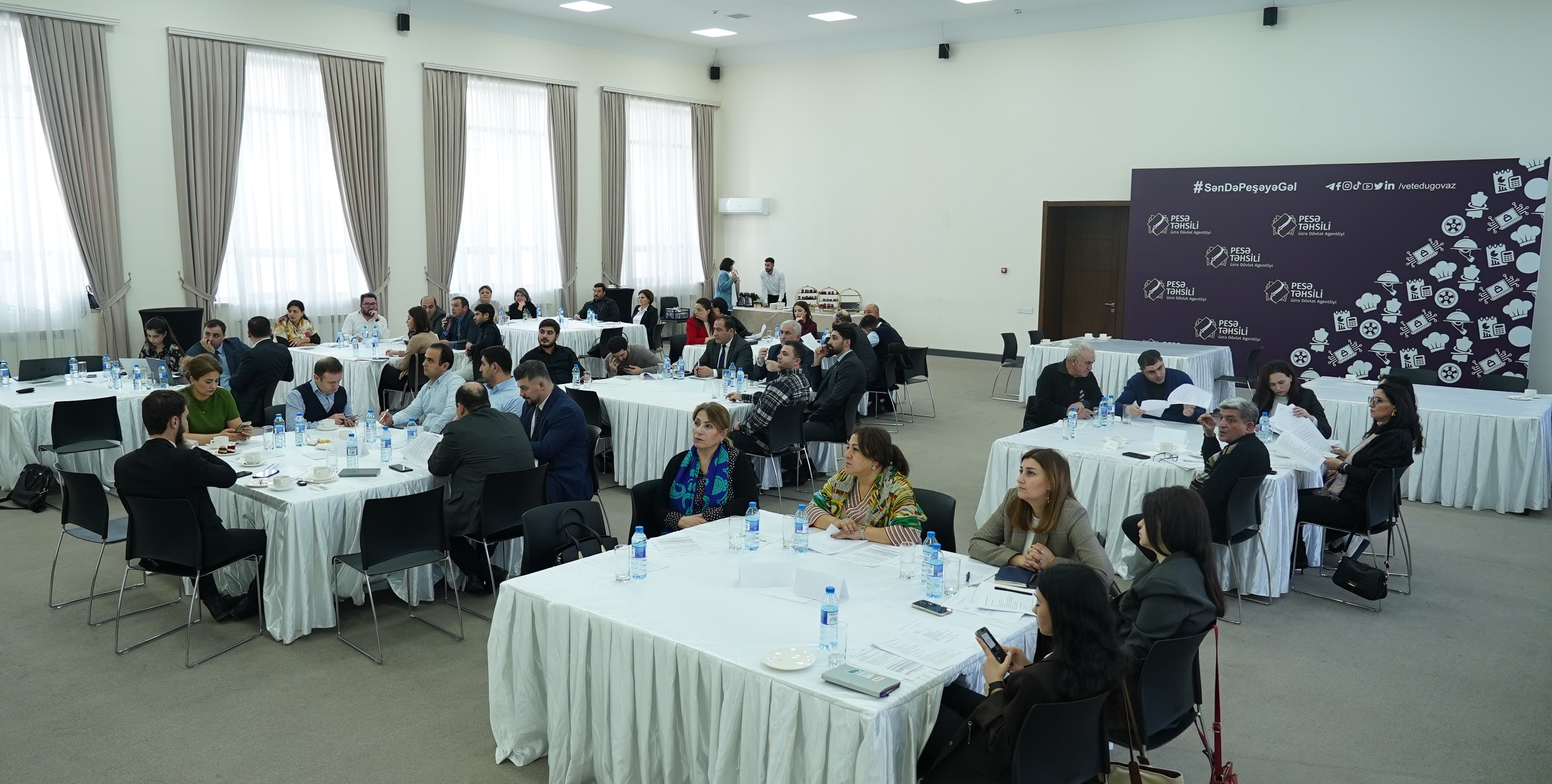 Peşə təhsili ixtisaslarının yenilənməsi üzrə görüş keçirilib
