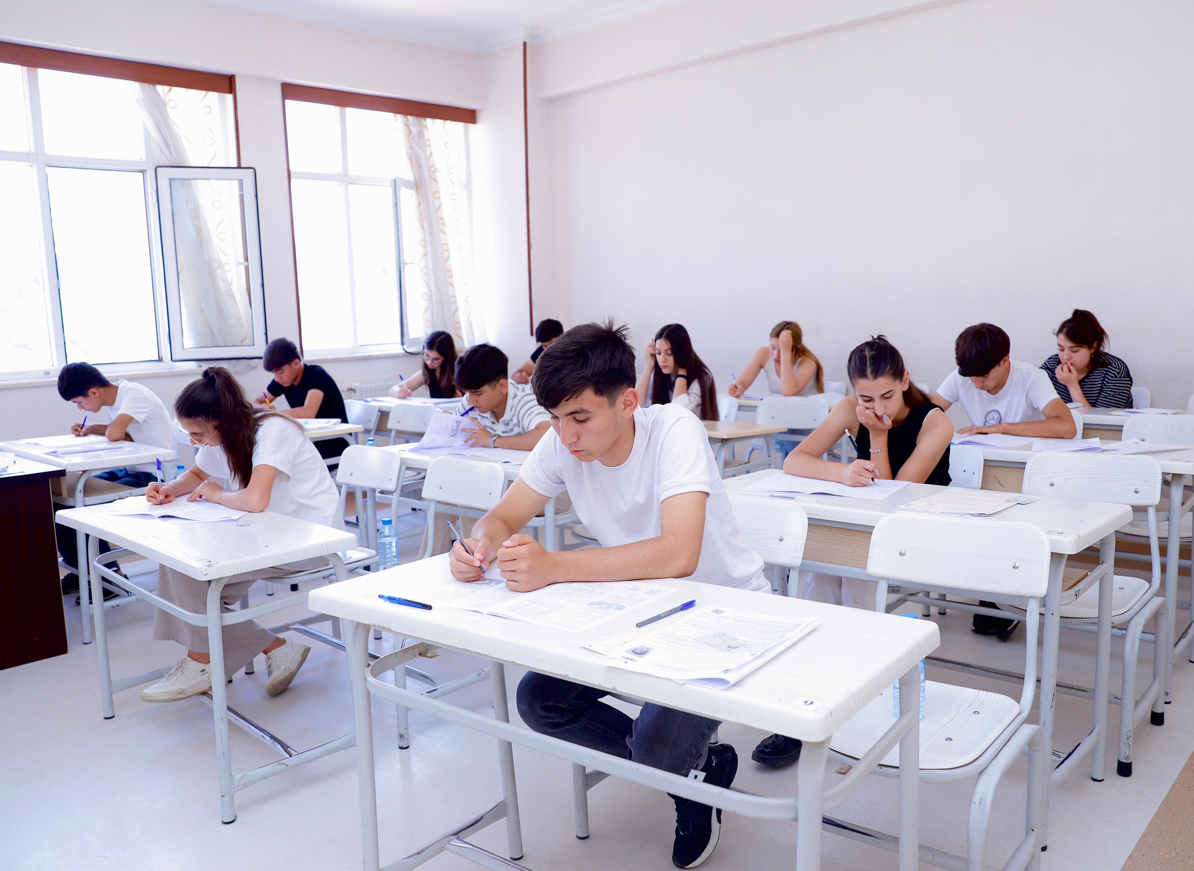 Rezidenturaya qəbul imtahanında iştirak edəcək namizədlərin NƏZƏRİNƏ