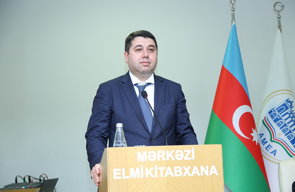 Noyabrın 21-də AMEA-nın Mərkəzi Elmi Kitabxanasında (MEK) “Rəqəmsal dövrdə kitabxana-informasiya fəaliyyətində innovasiyalar: ənənəvi və elektron mənbələrin yaradılması və istifadəsi” mövzusunda beynəlxalq elmi konfrans keçirilib.