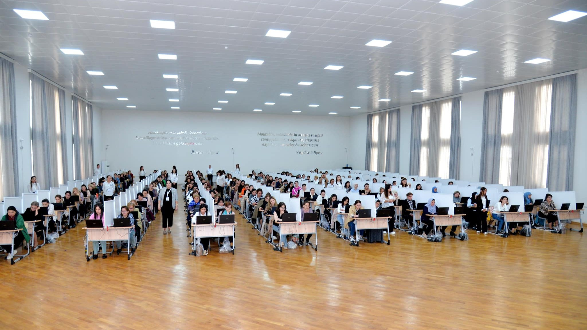 Direktorların işə qəbulu üzrə müsabiqənin müsahibə mərhələsi davam edir